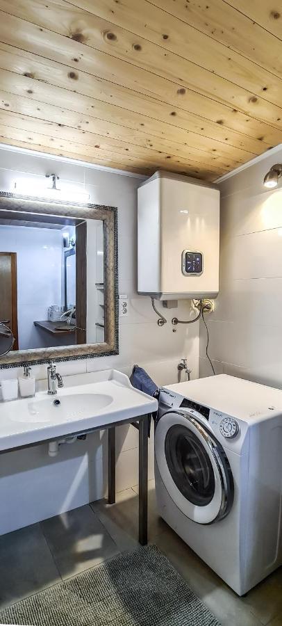 Holiday Home Smokvin Hlad ペロイ エクステリア 写真